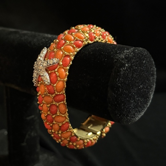 Kenneth Jay Lane KJL Orange And Gold Hinged Bangle Bracelet With Rhinestone Star - Picture 3 of 5